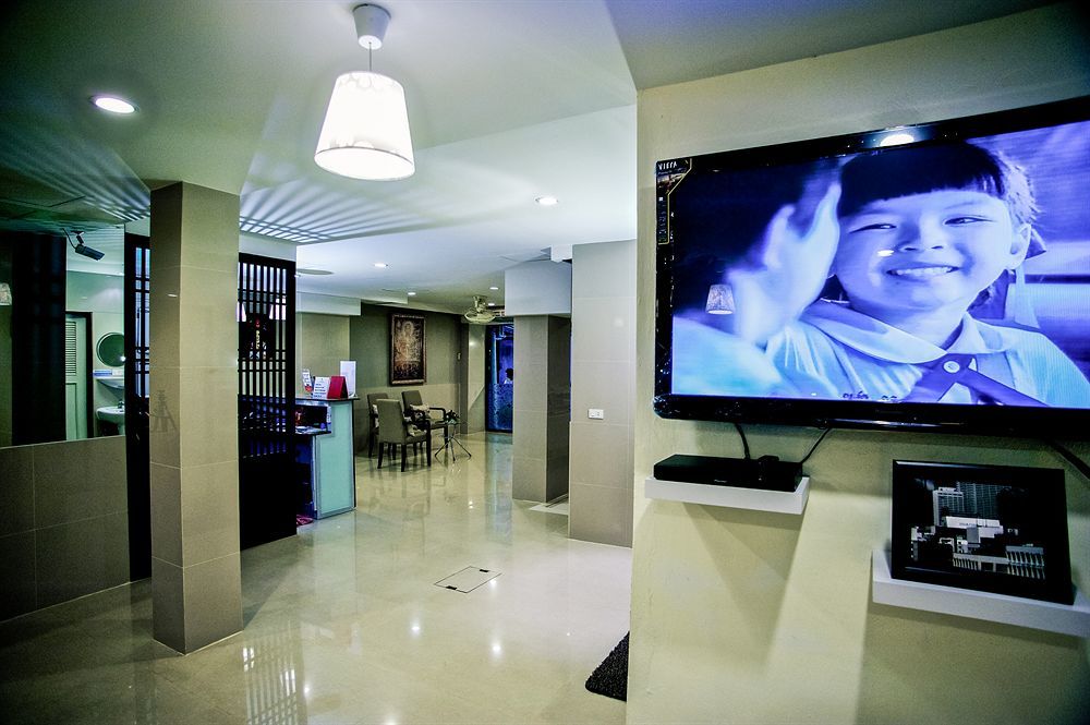 בנגקוק Prince House מראה חיצוני תמונה